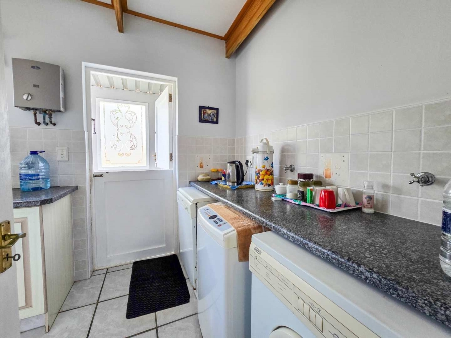 4 Bedroom Property for Sale in Stilbaai Wes Western Cape